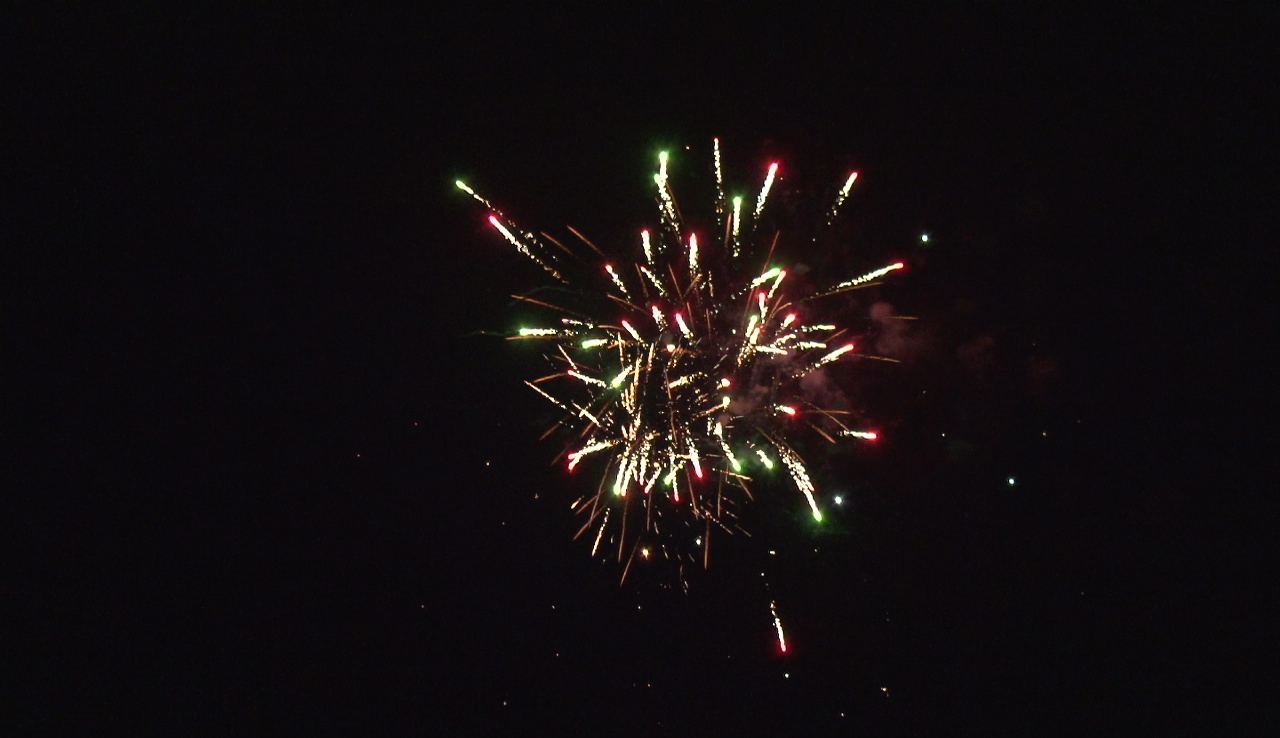 Салют комб. "Свадебный торт" (1/2/1),